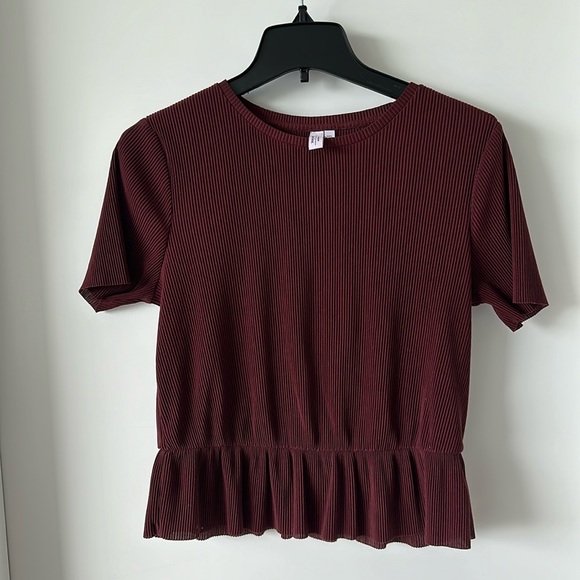 & Other Stories Maroon Top - Picture 1 of 4